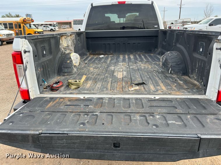 image for item JT9244 2019 Ford F250 Super Duty  Crew Cab pickup truck