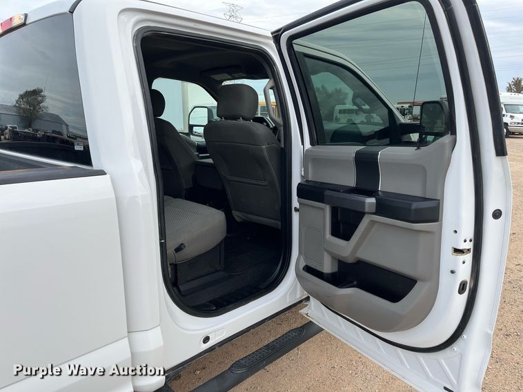 image for item JT9244 2019 Ford F250 Super Duty  Crew Cab pickup truck