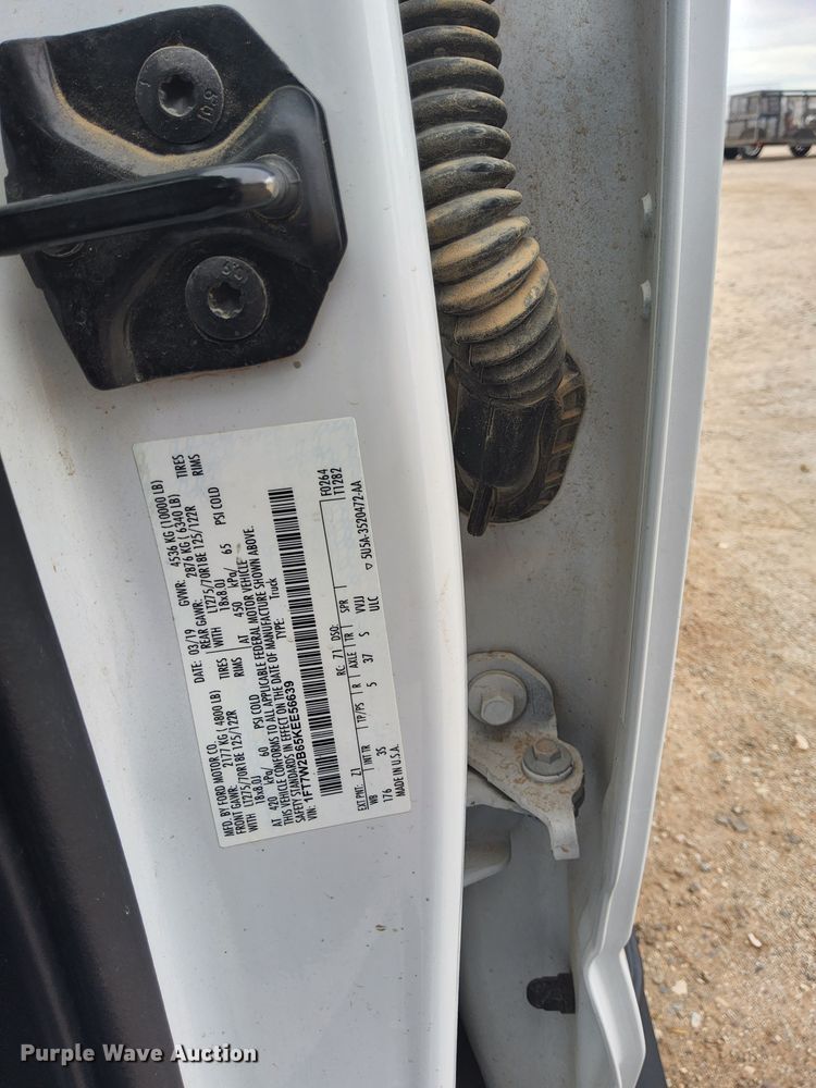 image for item JT9244 2019 Ford F250 Super Duty  Crew Cab pickup truck