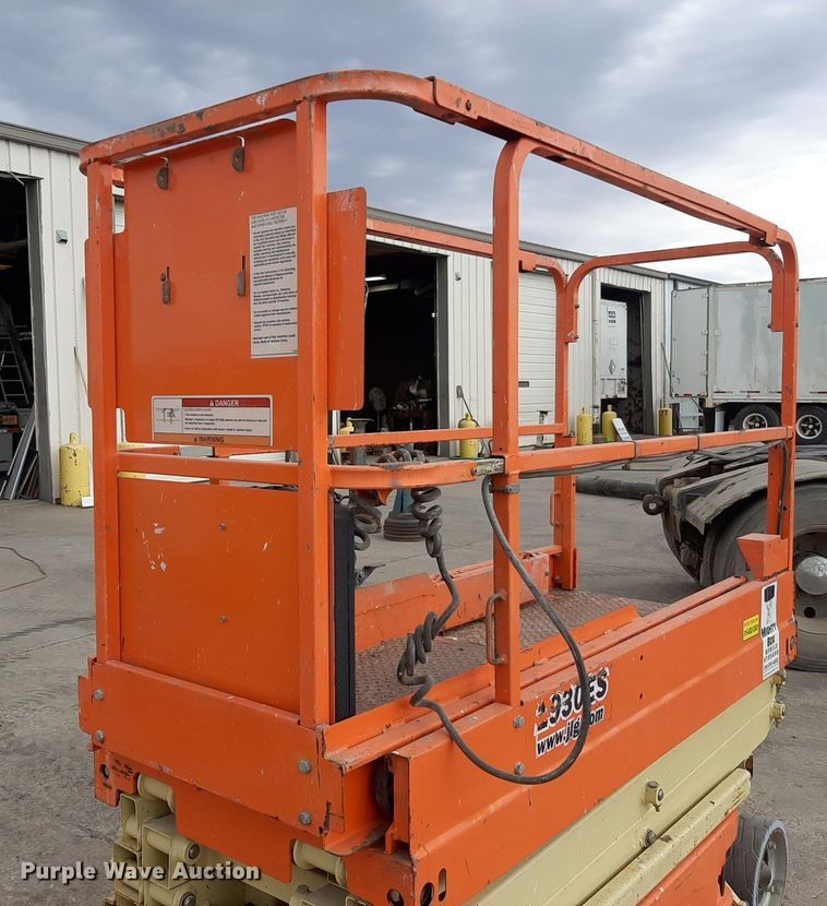 image for item KD9142 2016 JLG 1930ES  scissor lift