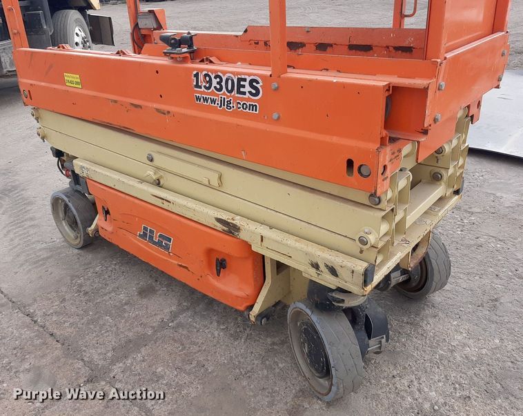 image for item KD9142 2016 JLG 1930ES  scissor lift