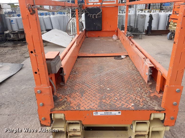image for item KD9142 2016 JLG 1930ES  scissor lift