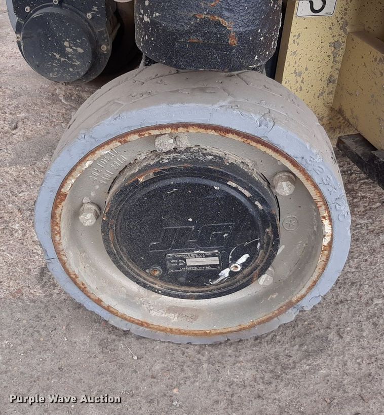 image for item KD9142 2016 JLG 1930ES  scissor lift