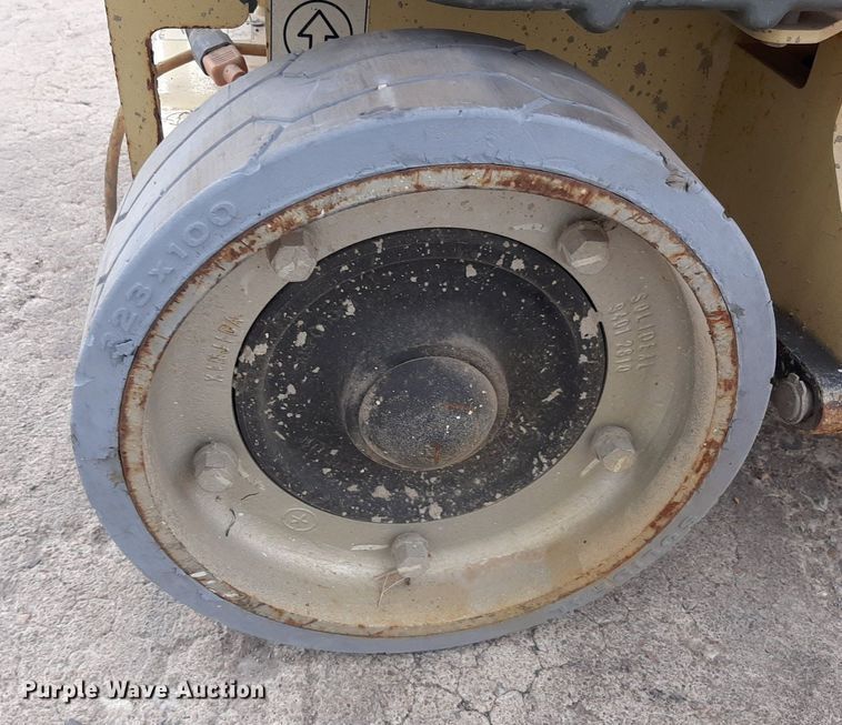 image for item KD9142 2016 JLG 1930ES  scissor lift