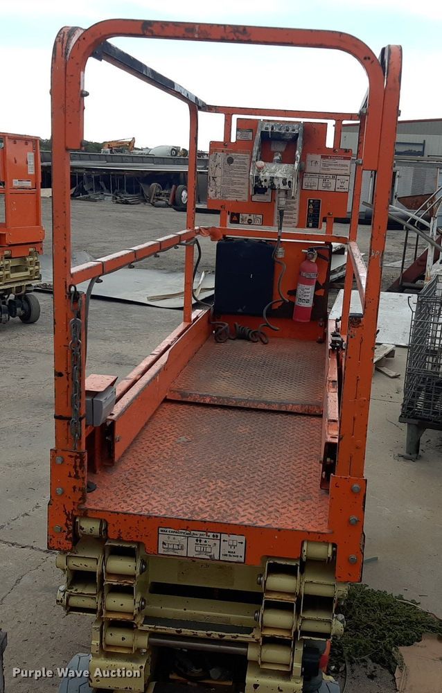 image for item KD9143 2016 JLG 1930ES  scissor lift