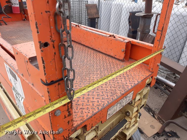 image for item KD9143 2016 JLG 1930ES  scissor lift
