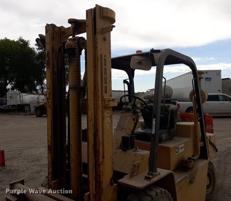 image for item KD9148 Caterpillar V80D  forklift
