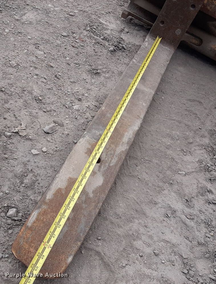 image for item KD9148 Caterpillar V80D  forklift