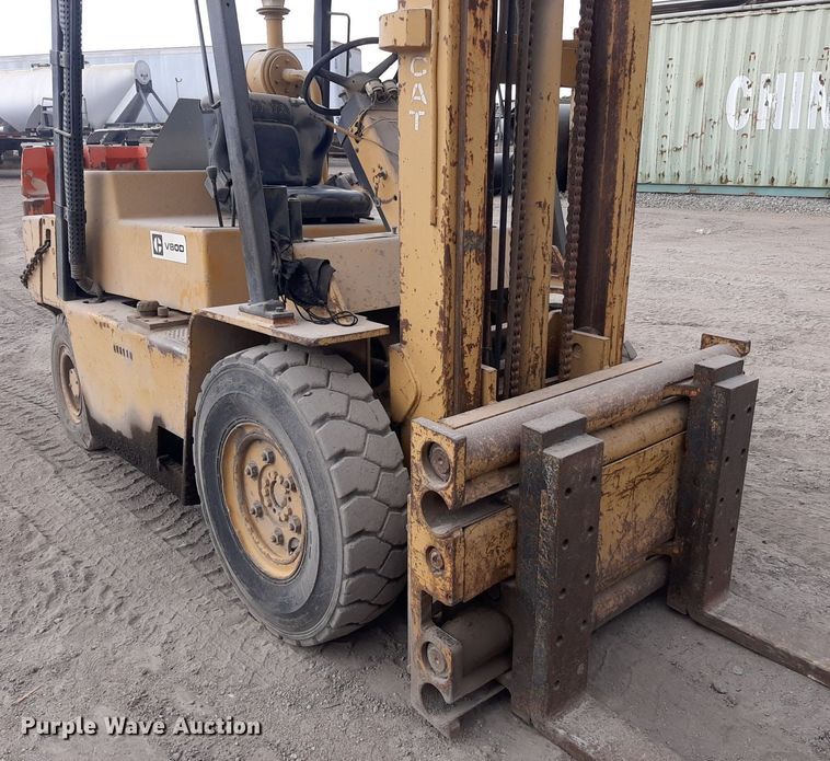 image for item KD9148 Caterpillar V80D  forklift