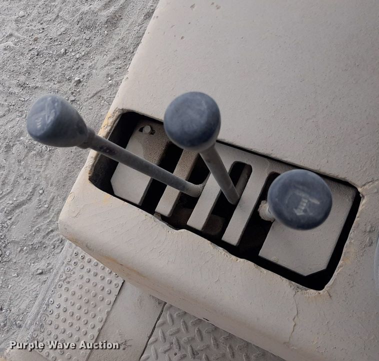 image for item KD9148 Caterpillar V80D  forklift