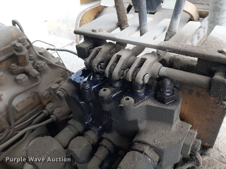 image for item KD9148 Caterpillar V80D  forklift