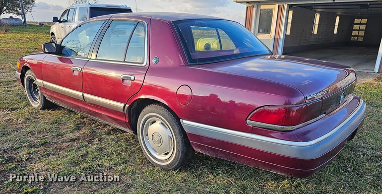 image for item KG9542 1992 Mercury Grand Marquis GS