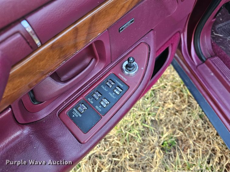 image for item KG9542 1992 Mercury Grand Marquis GS