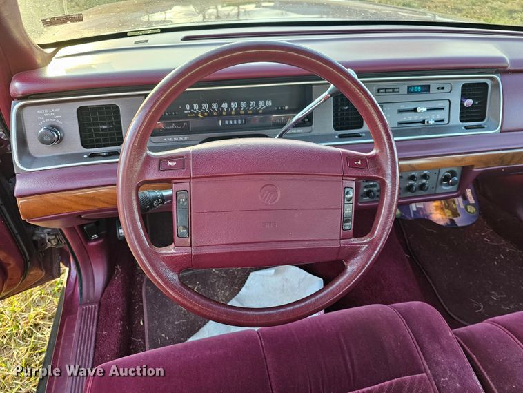 image for item KG9542 1992 Mercury Grand Marquis GS