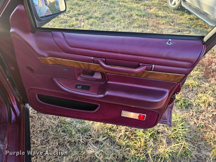 image for item KG9542 1992 Mercury Grand Marquis GS