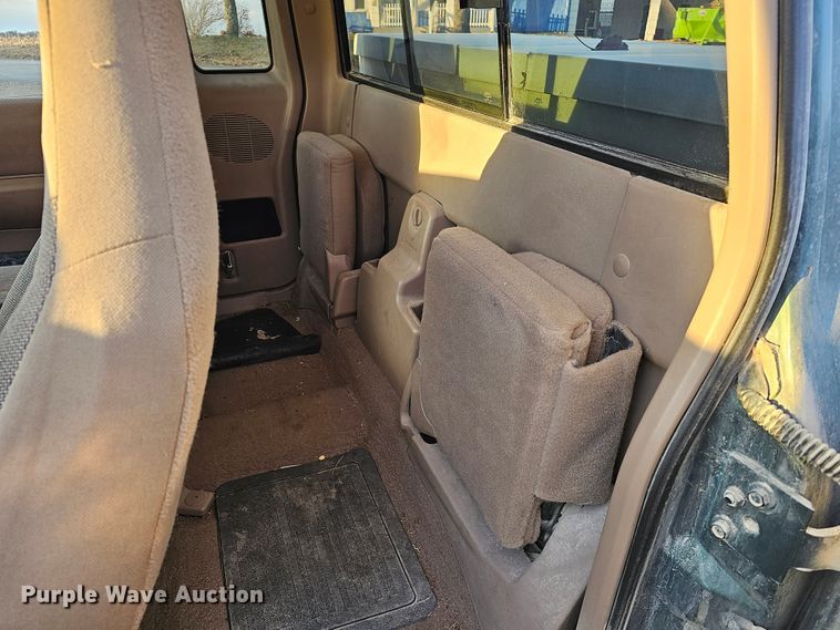 image for item KG9548 2000 Ford Ranger XLT  SuperCab pickup truck