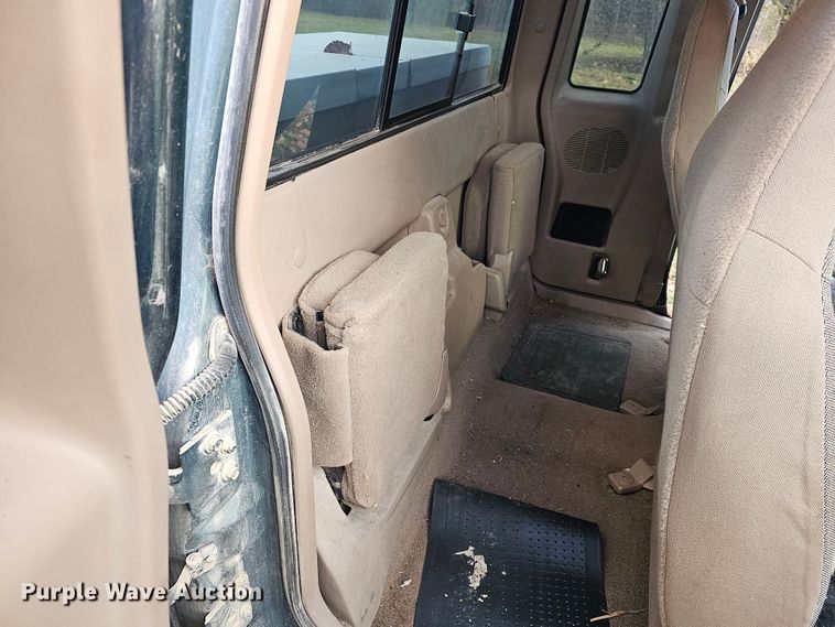 image for item KG9548 2000 Ford Ranger XLT  SuperCab pickup truck