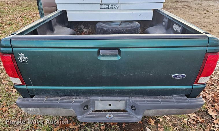 image for item KG9548 2000 Ford Ranger XLT  SuperCab pickup truck