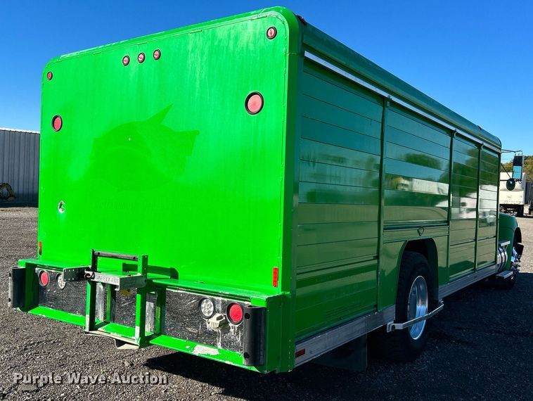 image for item KH9537 2011 Kenworth T370  delivery truck