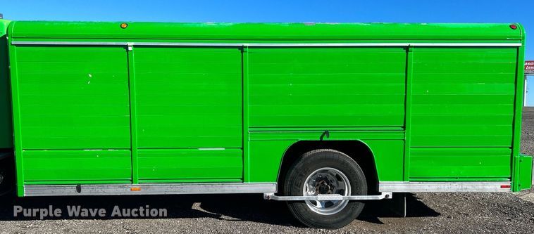 image for item KH9537 2011 Kenworth T370  delivery truck