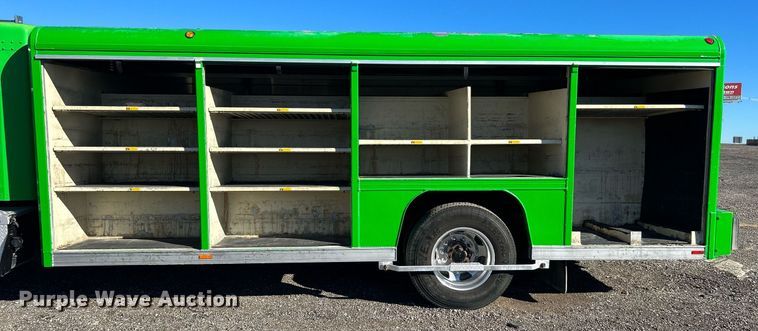 image for item KH9537 2011 Kenworth T370  delivery truck