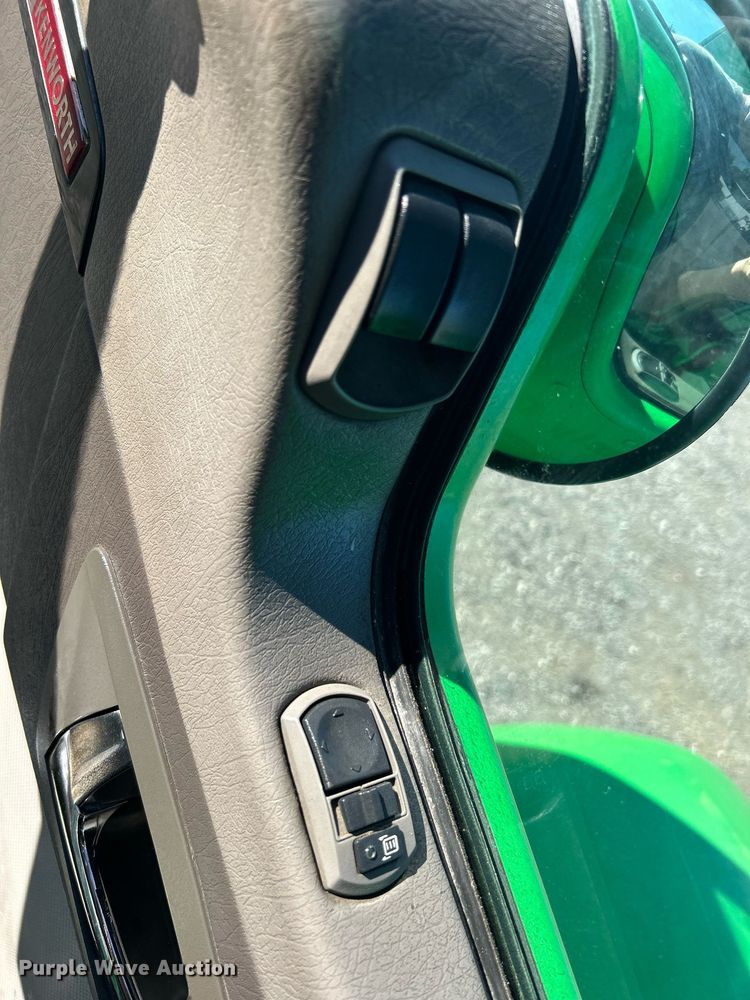 image for item KH9537 2011 Kenworth T370  delivery truck