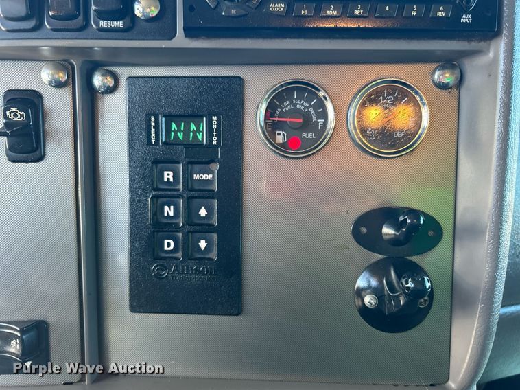 image for item KH9537 2011 Kenworth T370  delivery truck