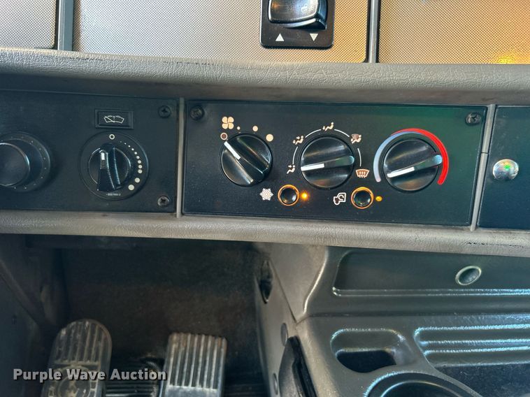 image for item KH9537 2011 Kenworth T370  delivery truck