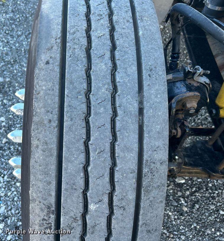 image for item KH9537 2011 Kenworth T370  delivery truck