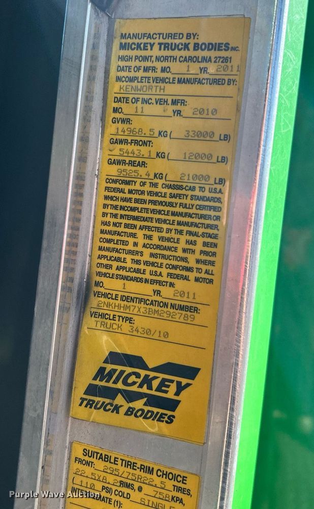 image for item KH9537 2011 Kenworth T370  delivery truck