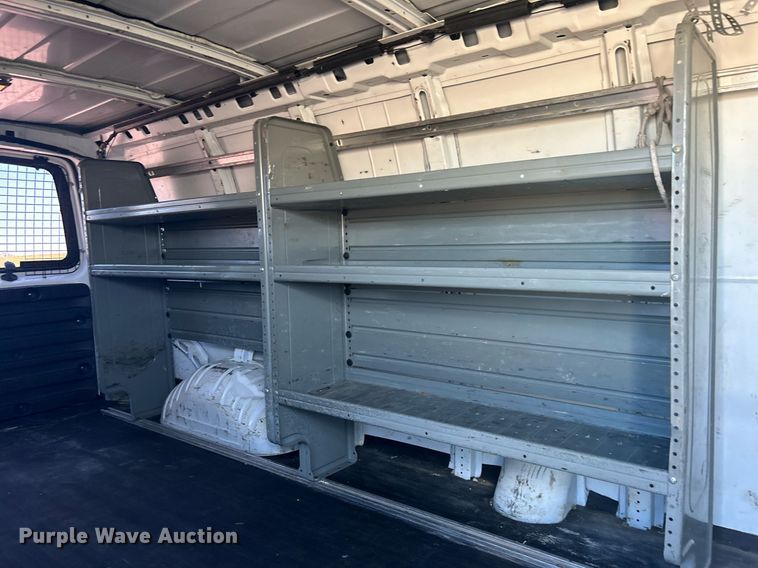 image for item KH9547 2009 GMC Savana G3500  utility van