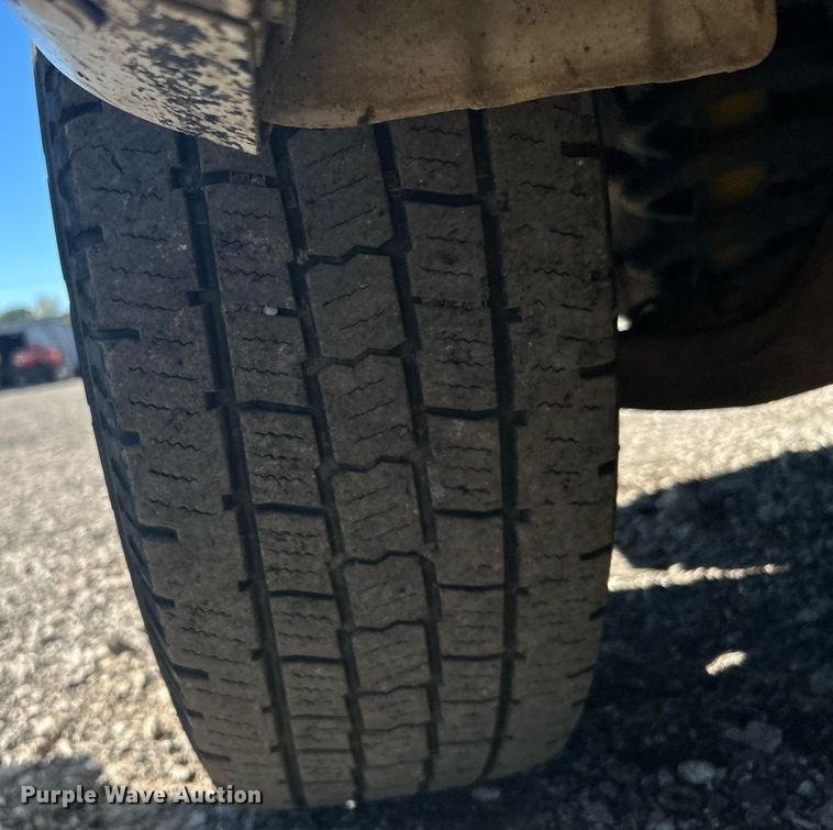 image for item KH9547 2009 GMC Savana G3500  utility van