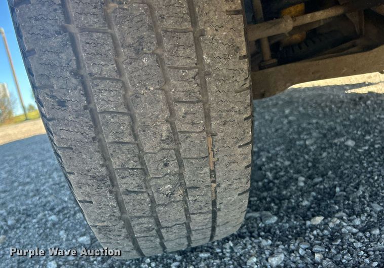 image for item KH9547 2009 GMC Savana G3500  utility van