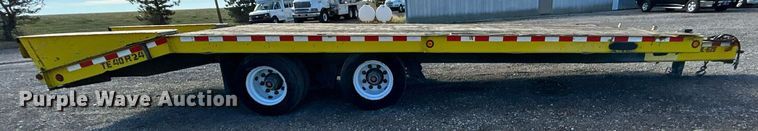 image for item KH9579 2001 Dakota MFG Trail-Eze  equipment trailer