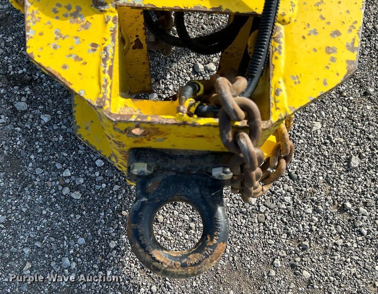 image for item KH9579 2001 Dakota MFG Trail-Eze  equipment trailer