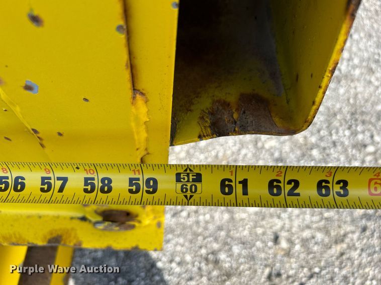 image for item KH9579 2001 Dakota MFG Trail-Eze  equipment trailer