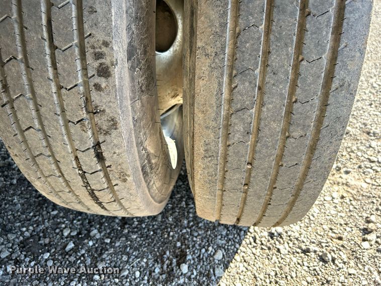 image for item KH9580 2007 Sure-Pull  equipment trailer