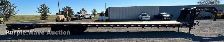 image for item KH9590 2020 PJ Trailer LD422  equipment trailer