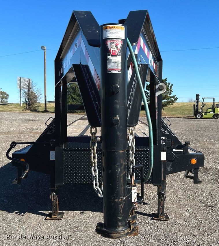 image for item KH9590 2020 PJ Trailer LD422  equipment trailer