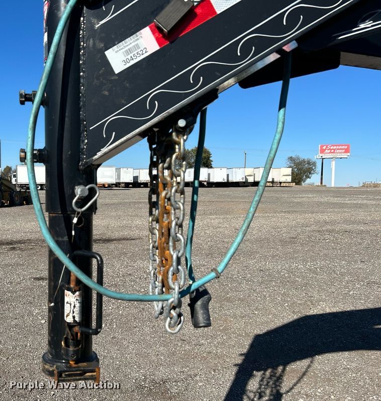 image for item KH9590 2020 PJ Trailer LD422  equipment trailer