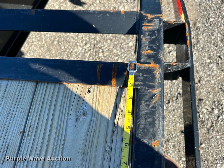 image for item KH9590 2020 PJ Trailer LD422  equipment trailer