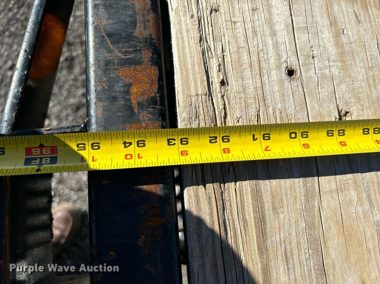 image for item KH9590 2020 PJ Trailer LD422  equipment trailer