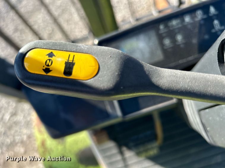 image for item KH9591 Clark CGP25  forklift