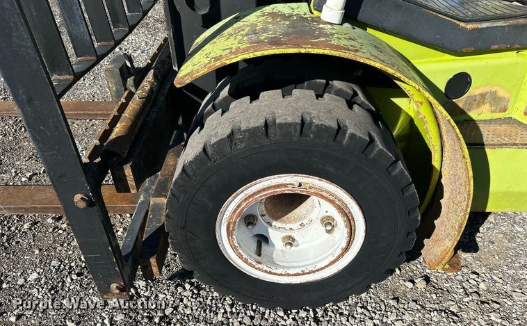 image for item KH9591 Clark CGP25  forklift