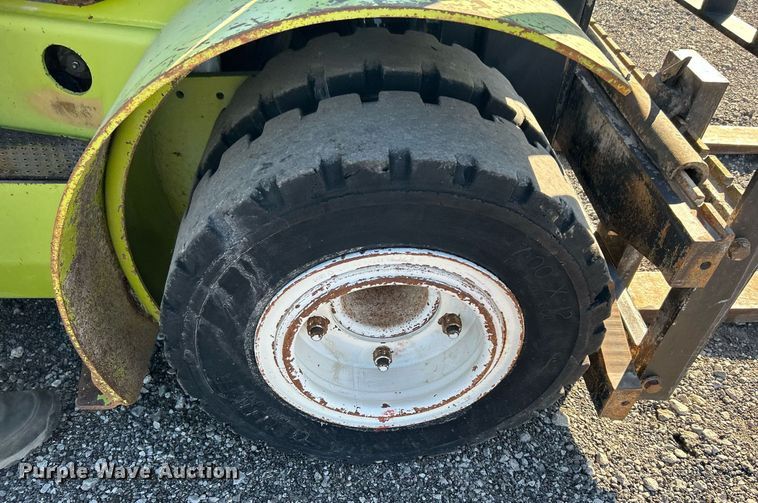 image for item KH9591 Clark CGP25  forklift