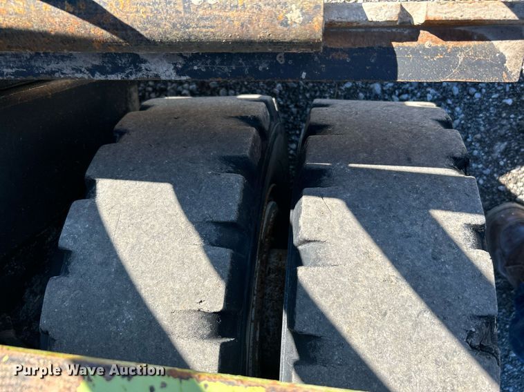 image for item KH9591 Clark CGP25  forklift