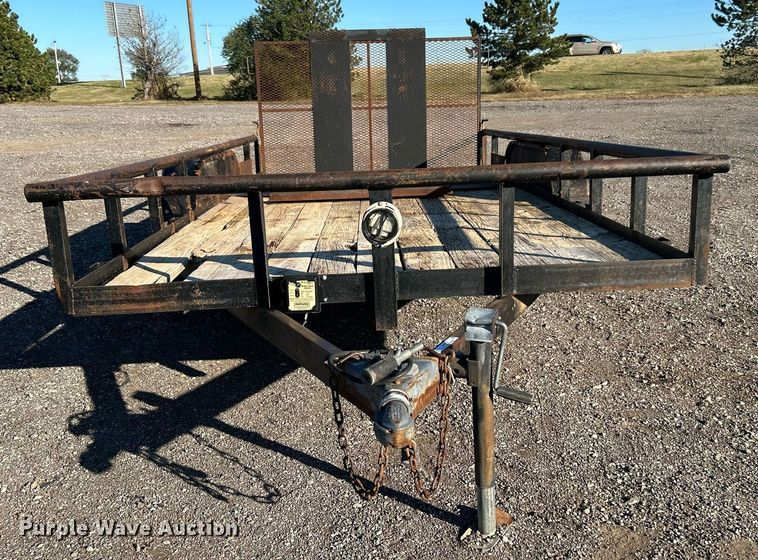 image for item KH9593 2006 Apache Trailers  utility trailer