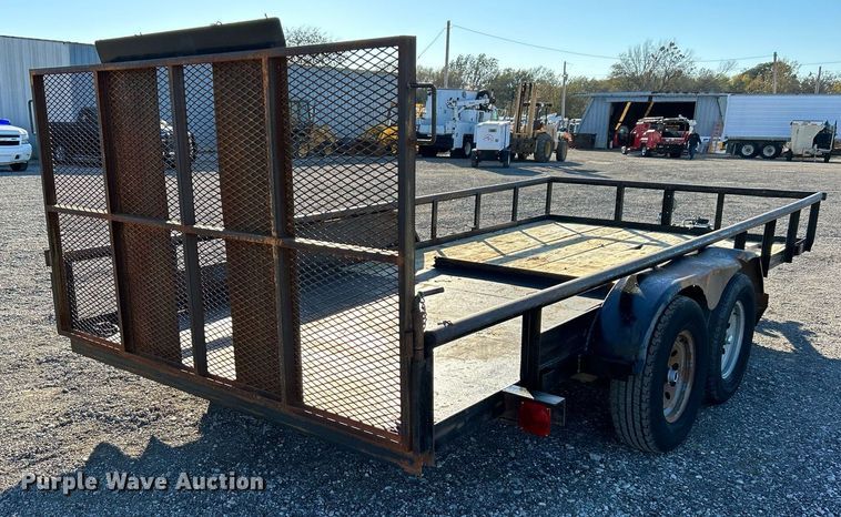 image for item KH9593 2006 Apache Trailers  utility trailer
