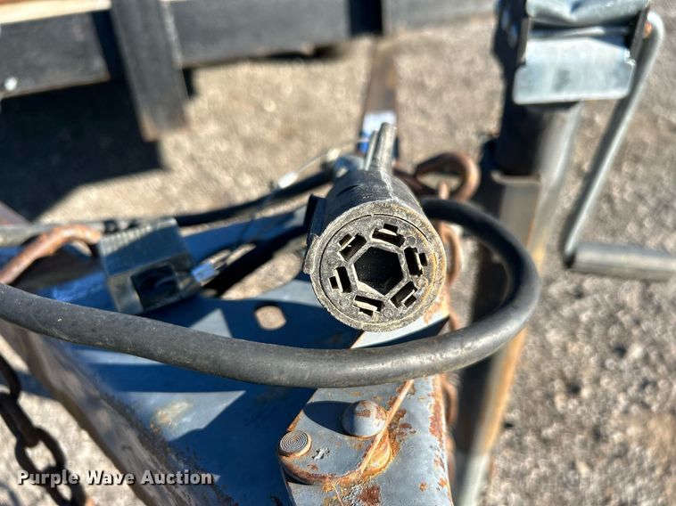 image for item KH9593 2006 Apache Trailers  utility trailer