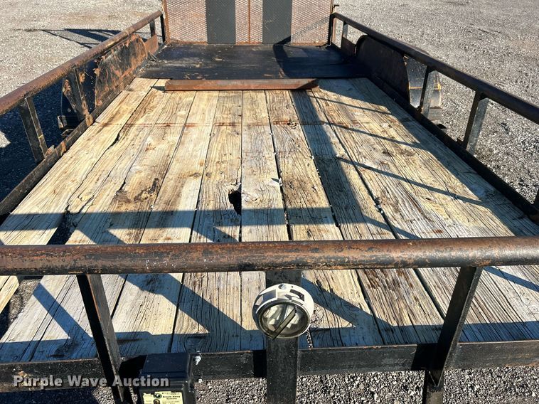 image for item KH9593 2006 Apache Trailers  utility trailer